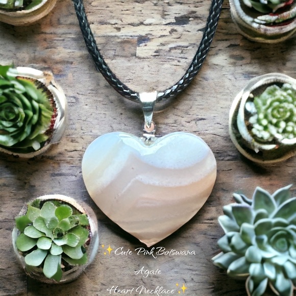 Jewelry - ✨Cute Pink Botswana Agate Heart Agate Necklace✨